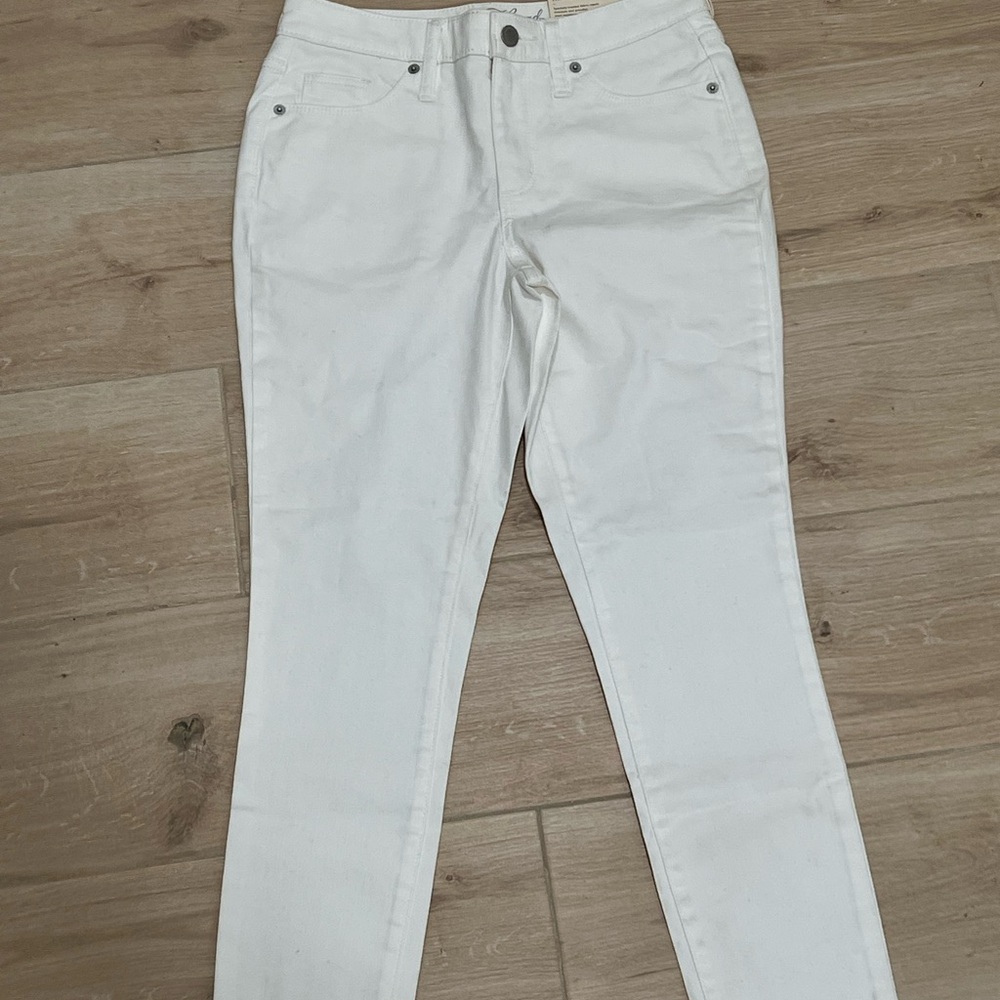 Universal Thread Women's Cream Skinny Jeans